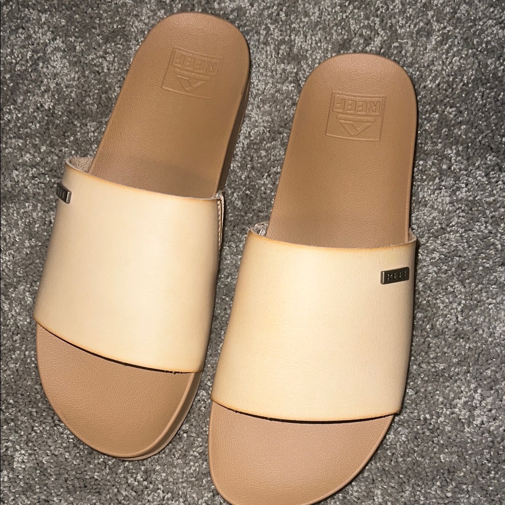 Reef Tan and Cream Slide Sandals